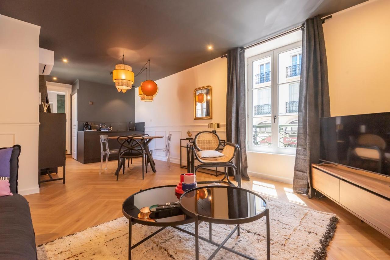 Le Cosy Chic . Proche Gare . Centre-Ville Macon . Neuf . Climatisation . Design . Wifi . Экстерьер фото
